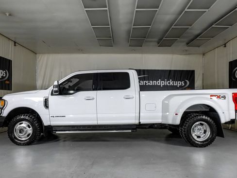 Used 2022 Ford F350 Lariat w/ Lariat Value Package AWD/4WD image 11