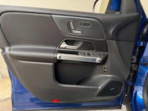 Certified 2024 Mercedes-Benz GLB 250 4MATIC image 20