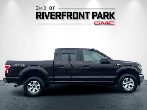Used 2020 Ford F150 XLT image 2