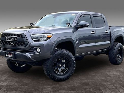 Used 2023 Toyota Tacoma TRD Off-Road AWD/4WD image 2