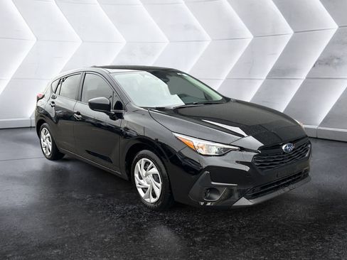 Certified 2025 Subaru Impreza 2.0i image 1