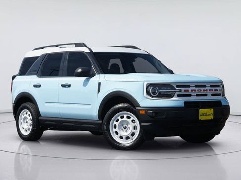 Used 2024 Ford Bronco Sport Heritage w/ Heritage Convenience Package AWD/4WD image 2