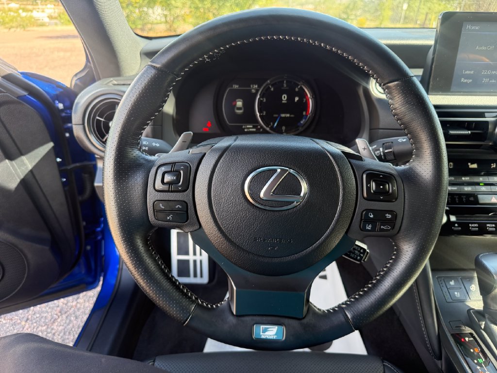 Used 2025 Lexus IS 350 F Sport RWD image 13