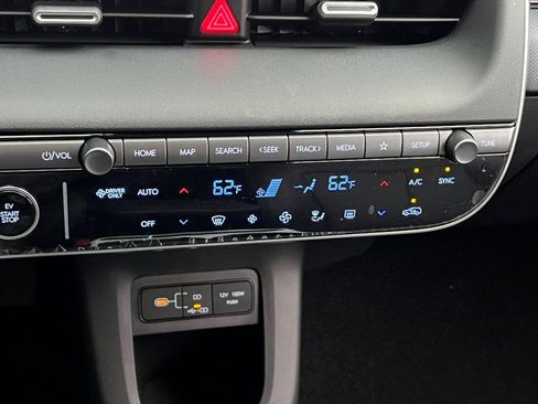 New 2025 Hyundai Ioniq 5 SEL image 20