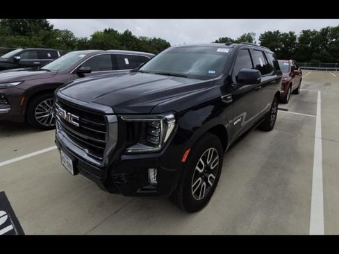 Used 2024 GMC Yukon AT4 w/ AT4 Premium Package AWD/4WD image 2