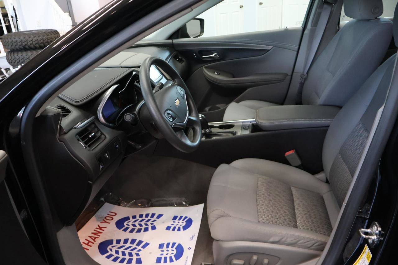 Used 2017 Chevrolet Impala LS FWD image 9
