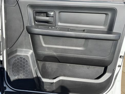 Used 2022 RAM 2500 Tradesman w/ Chrome Appearance Group image 19