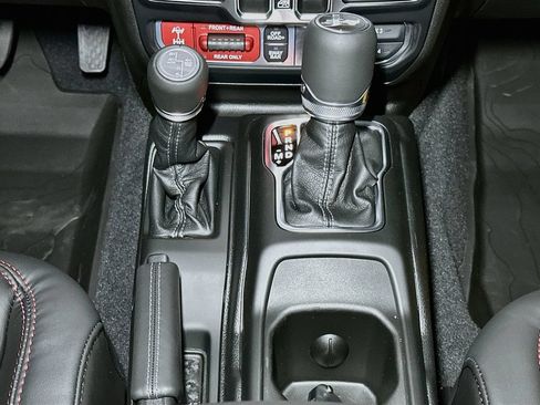 New 2026 Jeep Wrangler Unlimited Rubicon AWD/4WD image 10