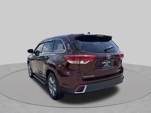 Used 2018 Toyota Highlander Limited Platinum AWD/4WD image 4