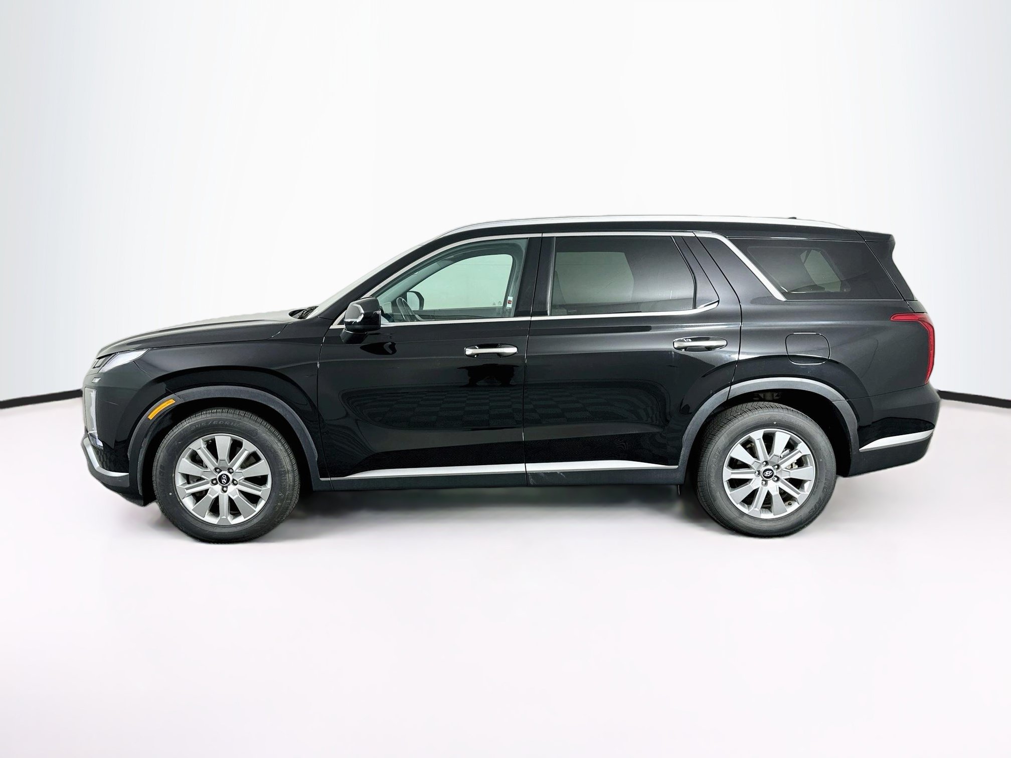Used 2025 Hyundai Palisade SEL FWD image 4