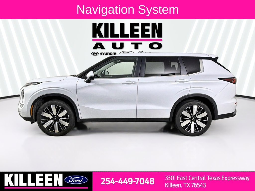 Used 2025 Mitsubishi Outlander SE AWD/4WD image 4