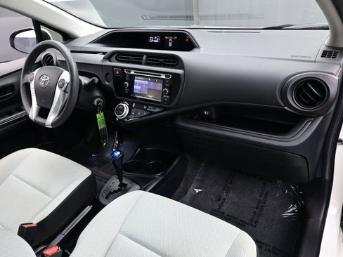 Used 2016 Toyota Prius C One image 14