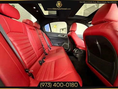Used 2022 Alfa Romeo Giulia Veloce image 26