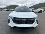 New 2025 Chevrolet Trax RS image 2