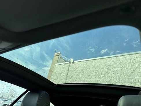 Used 2018 Mercedes-Benz E 400 4MATIC Coupe image 21