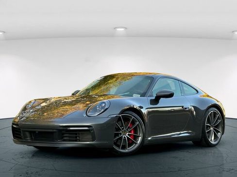 Used 2024 Porsche 911 Carrera 4S image 2