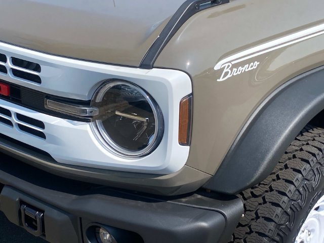 New 2026 Ford Bronco Heritage Edition AWD/4WD image 4
