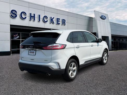 Used 2019 Ford Edge SE FWD image 2