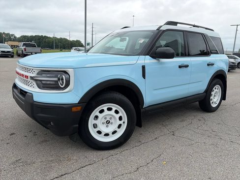 Used 2025 Ford Bronco Sport Heritage w/ Convenience Package AWD/4WD image 3