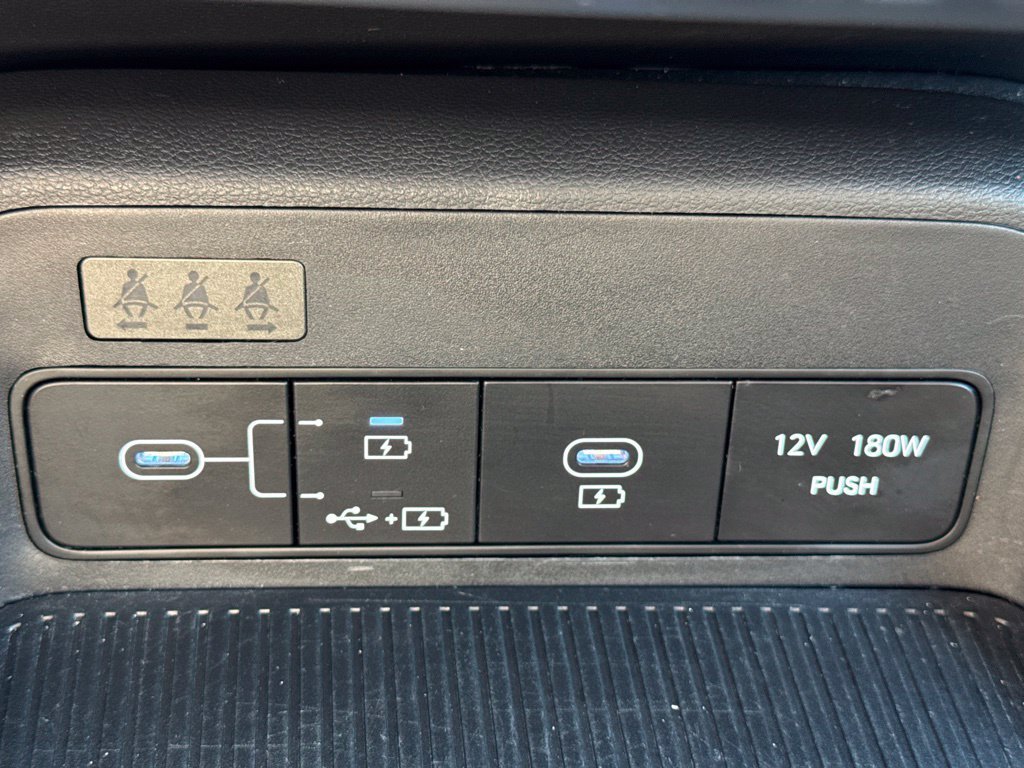 Used 2025 Hyundai Kona SEL AWD/4WD image 29