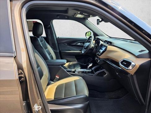 Used 2021 Chevrolet TrailBlazer ACTIV w/ Sun and Liftgate Package AWD/4WD image 11