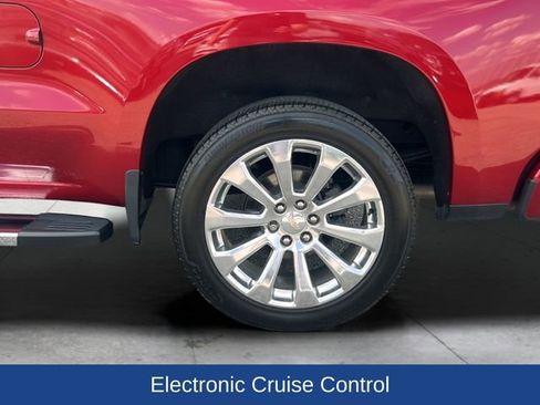 Used 2022 Chevrolet Silverado 1500 High Country w/ Technology Package image 28