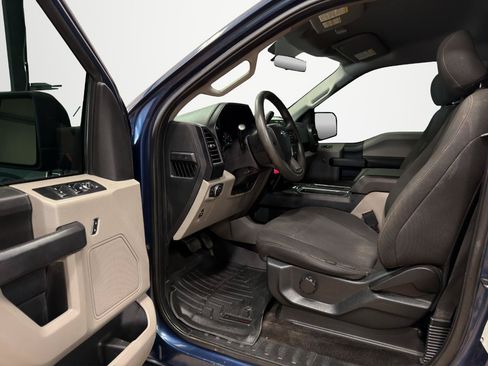 Used 2018 Ford F150 XL w/ Equipment Group 101A Mid AWD/4WD image 10