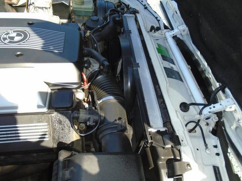 Used 1994 BMW 740i image 36