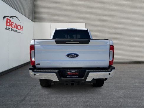 Used 2017 Ford F250 Lariat w/ Lariat Ultimate Package AWD/4WD image 15