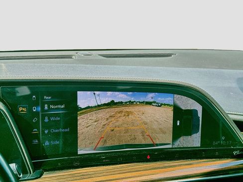 Used 2023 Cadillac Escalade Premium Luxury w/ LPO, Floor Liner Package AWD/4WD image 18