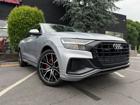 Used 2019 Audi Q8 Premium Plus w/ Premium Plus AWD/4WD image 8