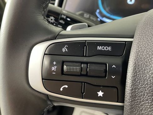 Used 2025 Kia Sportage X-Line image 14