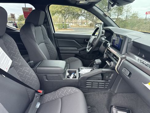 New 2026 Toyota Tacoma SR5 image 32