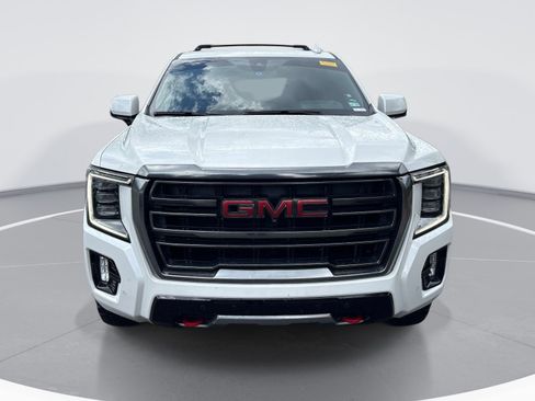 Used 2021 GMC Yukon AT4 w/ AT4 Premium Plus Package AWD/4WD image 2