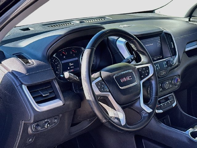 Used 2024 GMC Terrain SLT AWD/4WD image 10