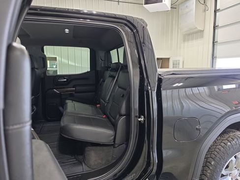 Used 2022 GMC Sierra 1500 SLT w/ SLT Premium Package AWD/4WD image 23
