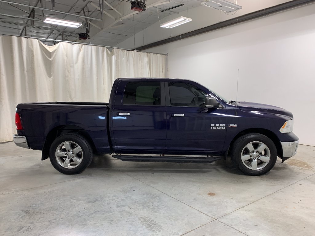 Used 2017 RAM 1500 Big Horn AWD/4WD image 11