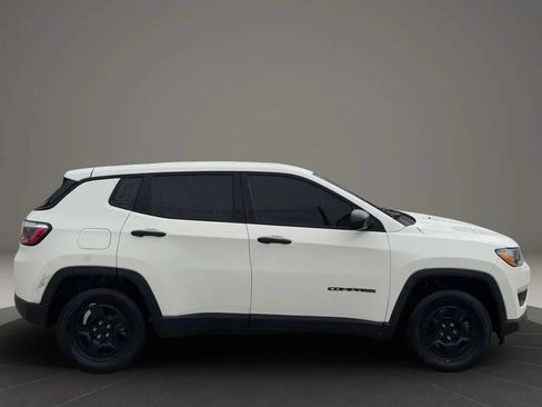 Used 2018 Jeep Compass Sport FWD image 8
