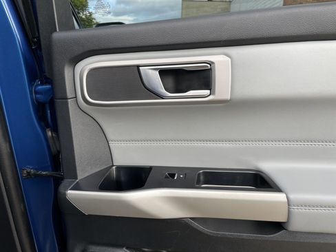 Used 2021 Ford Explorer XLT w/ Equipment Group 202A image 19