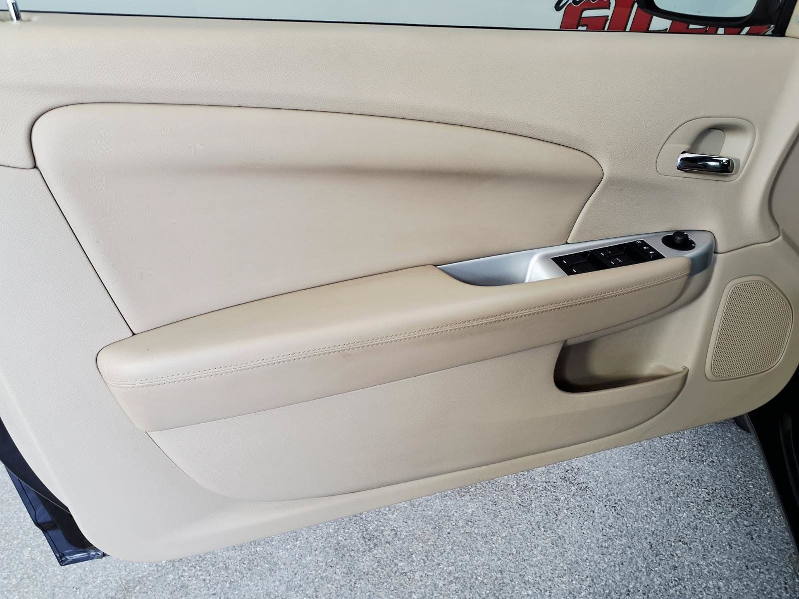 Used 2011 Chrysler 200 Limited FWD image 13