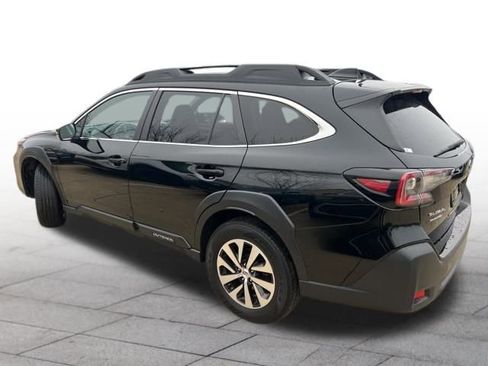 Used 2024 Subaru Outback Premium image 4
