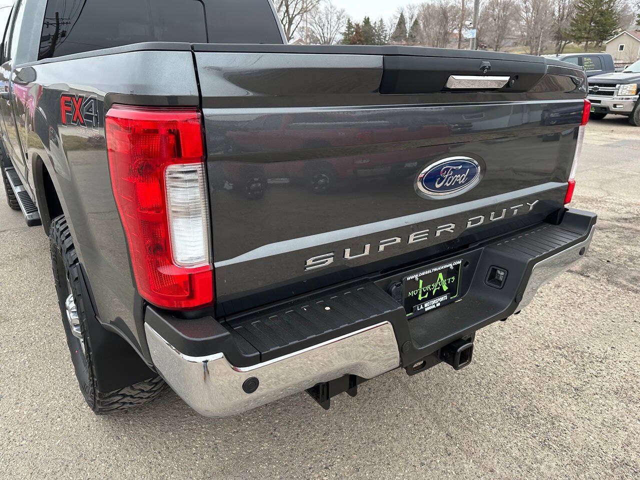 Used 2017 Ford F250 Lariat w/ FX4 Off-Road Package AWD/4WD image 22