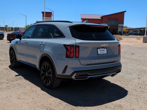 Used 2022 Kia Sorento SX FWD image 5