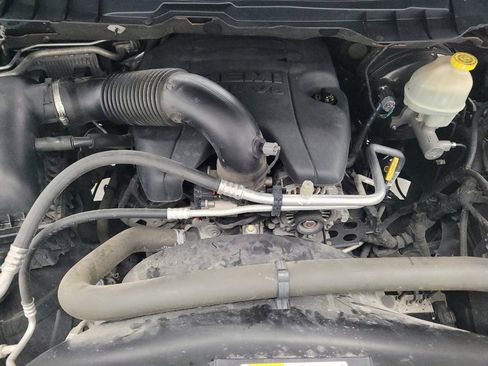 Used 2014 RAM 1500 Laramie w/ Convenience Group image 30