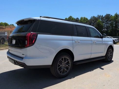 New 2026 Ford Expedition Max Platinum AWD/4WD image 4