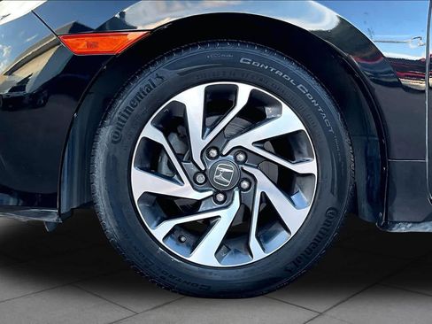 Used 2018 Honda Civic EX image 11