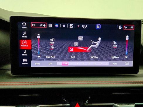 Used 2024 Dodge Hornet R/T w/ R/T Blacktop Package image 18