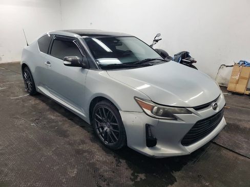 Used 2014 Scion tC 10 Series image 3