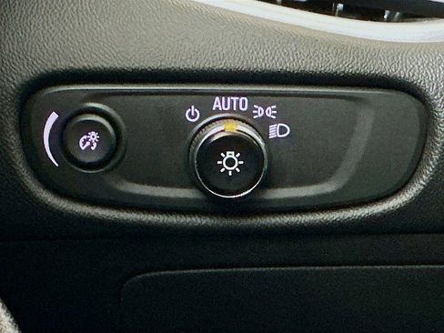 Used 2023 Chevrolet Malibu LT image 10