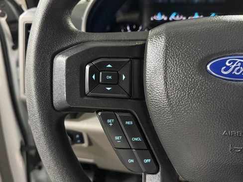 Used 2022 Ford F250 XL w/ Power Equipment Group image 21